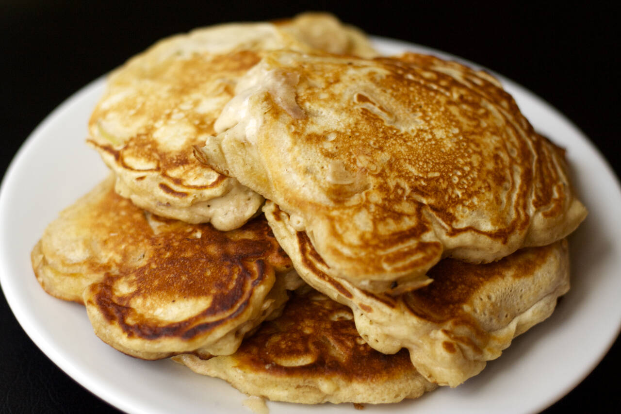 pancakes cinnamon these breakfast home pancakes are recipes cinnamon  fluffy apple make how pancakes to