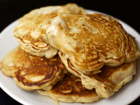Apple Cinnamon Pancakes