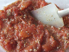 No-Cook Deep Dish Pizza Sauce