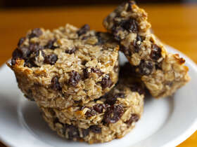 Sugar-Free Oatmeal Raisin Cookies