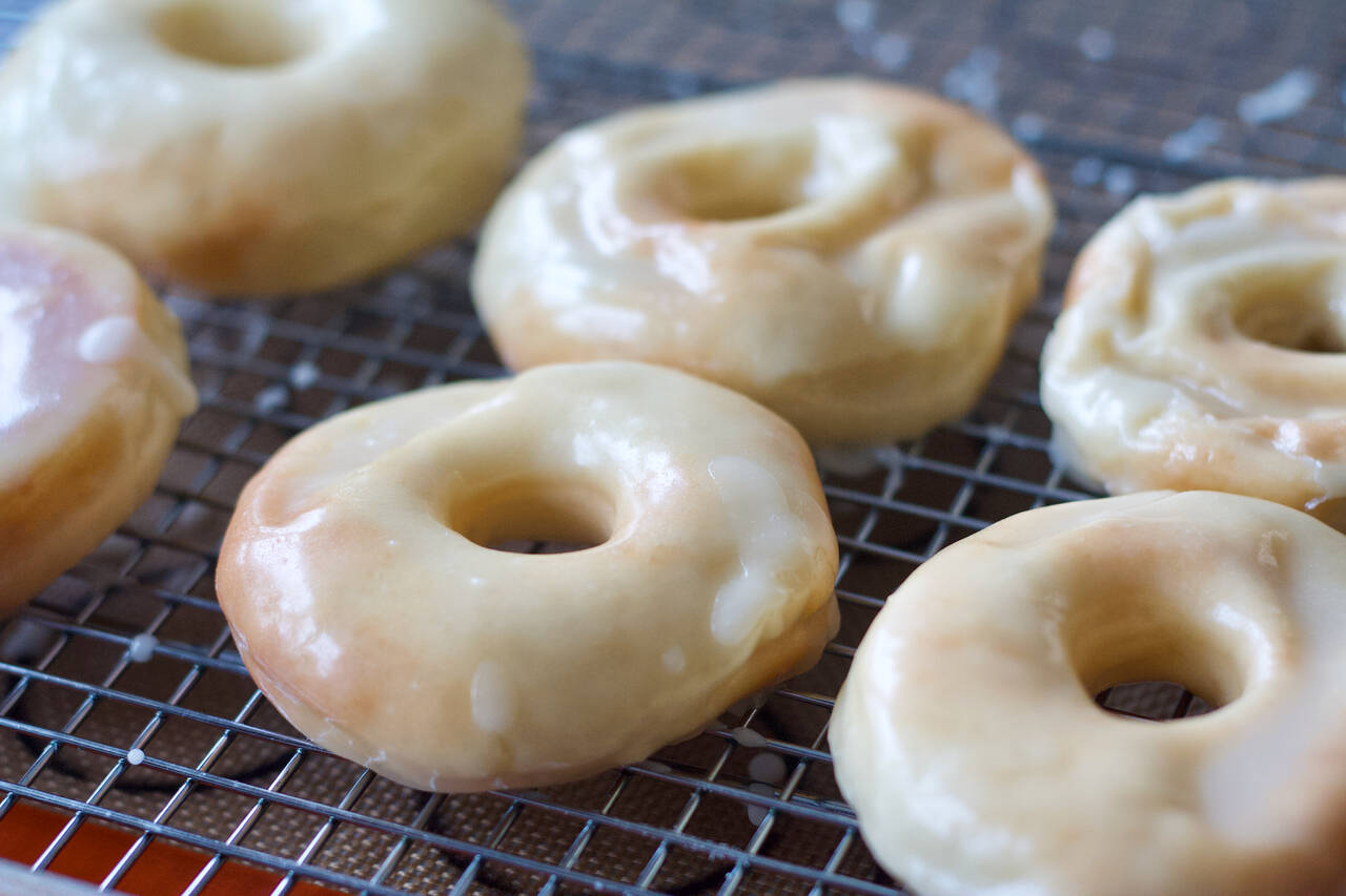 Air Fryer Glazed Donuts Recipe