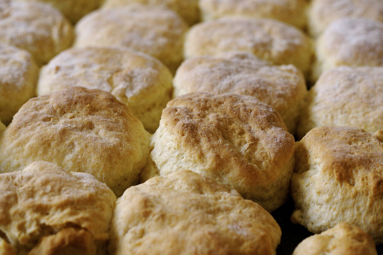Southern Buttermilk Biscuits Recipe - MakeBetterFood.com