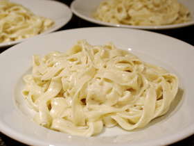Fettuccine Alfredo