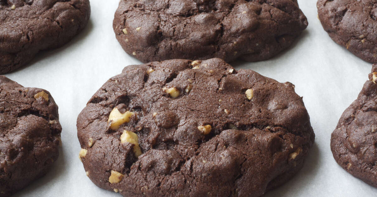 Giant Double Chocolate Chip Cookies Recipe - MakeBetterFood.com