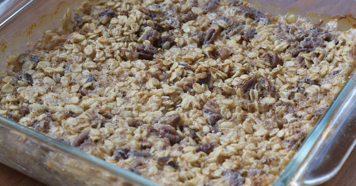 Oatmeal Pecan Bake Recipe - MakeBetterFood.com