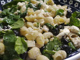 Pasta with Spinach, Olives, and Mozzarella