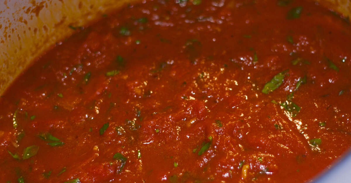 Roasted Red Pepper Tomato Sauce Recipe - MakeBetterFood.com