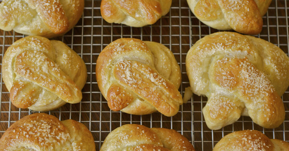 Soft Pretzels Recipe - MakeBetterFood.com