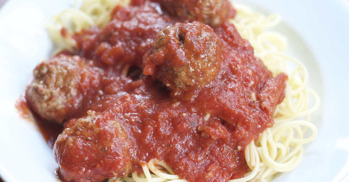Spaghetti and Meatballs Recipe - MakeBetterFood.com